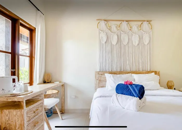 Luxurioese Poolvilla In Perfekt Fuer Entspannung Und Tropenflair *