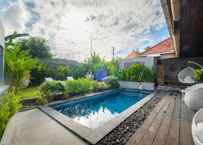 Luxurioese Poolvilla In Perfekt Fuer Entspannung Und Tropenflair ヴィラ チャングー