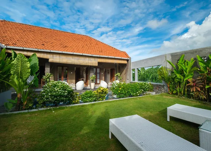 ヴィラ Luxurioese Poolvilla In Perfekt Fuer Entspannung Und Tropenflair チャングー