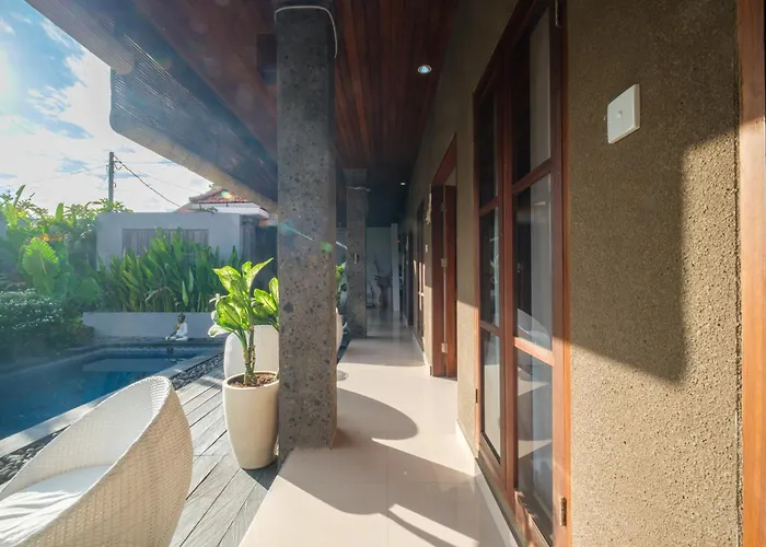 Luxurioese Poolvilla In Perfekt Fuer Entspannung Und Tropenflair *